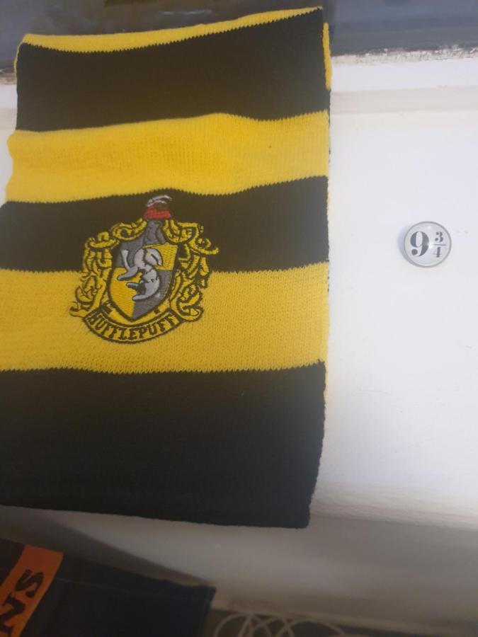 Harry Potter Theme Double Room In Shared House Watford  Kültér fotó